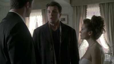 Charmed-Online_dot_nl-Castle2x120517.jpg