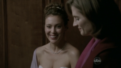 Charmed-Online_dot_nl-Castle2x120743.jpg