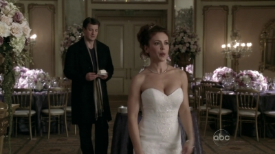 Charmed-Online_dot_nl-Castle2x120888.jpg