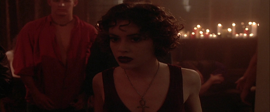 charmed-online-dot-net_EmbraceOfTheVampire4176.jpg