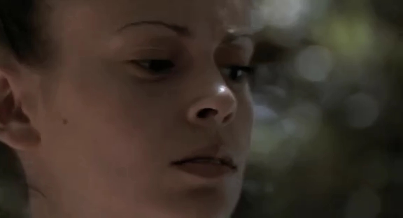 Charmed-Online_dot_nl-HugoPool2077.jpg