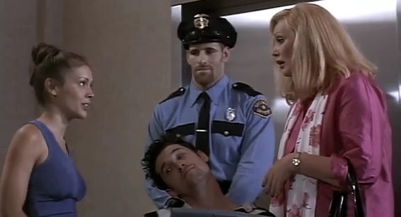 Charmed-Online_dot_nl-HugoPool4448.jpg