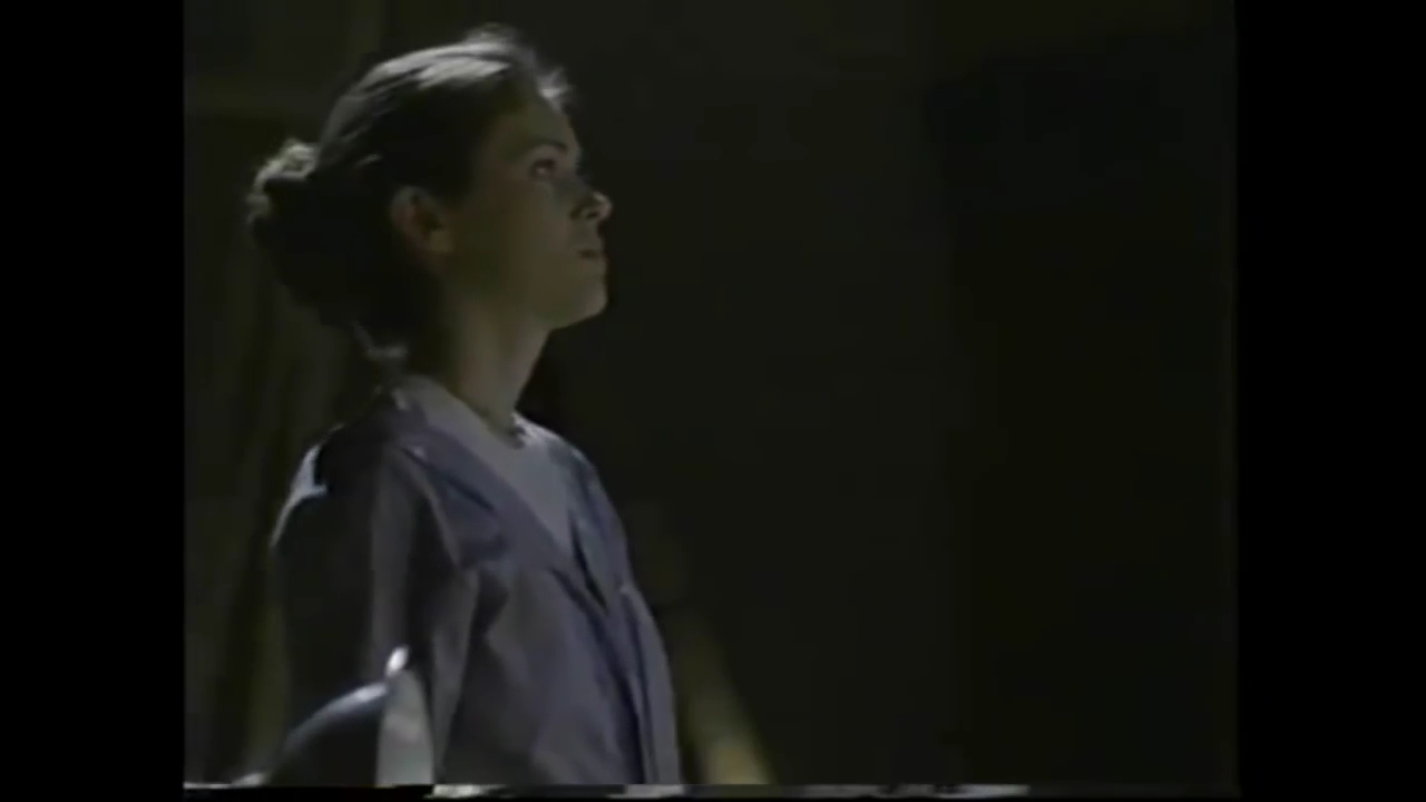 Charmed-Online-dot-NL_TheSurrogate0415.jpg