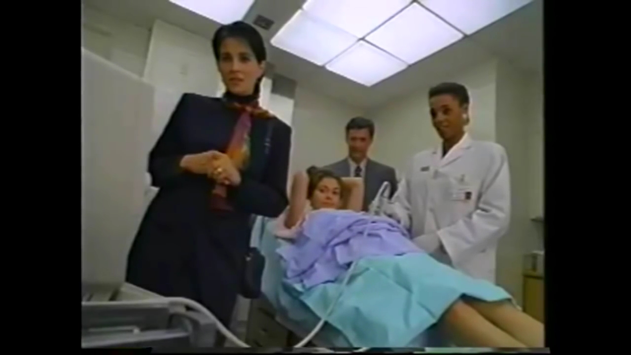 Charmed-Online-dot-NL_TheSurrogate1249.jpg