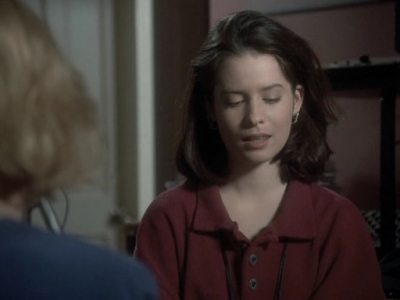 Charmed-Online_dot_nl-PicketFences1x01-5232.jpg