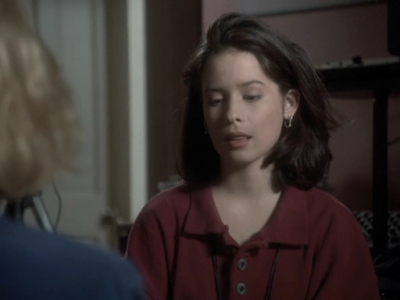 Charmed-Online_dot_nl-PicketFences1x01-5247.jpg