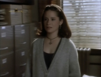 Charmed-Online_dot_nl-PicketFences2x11-16279.jpg