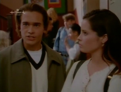 Charmed-Online_dot_nl-PicketFences3x04-1228.jpg