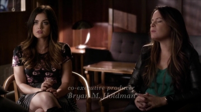 Charmed-Online_dot_net-PrettyLittleLiars-5x09MarchOfDimes0368.jpg