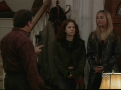 Charmed-Online_dot_nl-8SimpleRules-1x08-0570.jpg