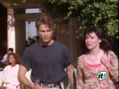 charmed-online_dot_nl-BeverlyHills90210-1x02-0256.jpg