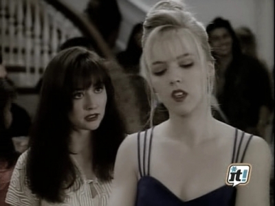 charmed-online_dot_nl-beverlyhills90210-2x11-1731.jpg