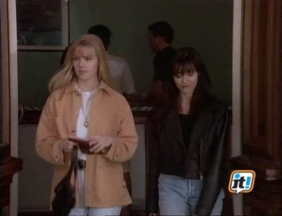 Charmed-Online-dot-NL-BeverlyHills90210-3x26-1346.jpg