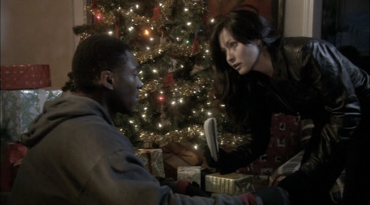 Charmed-Online-dot-net_ChristmasCarper4434.jpg