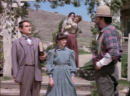 Charmed-Online-dot-NL-LittleHouseonthePrairie_BlessAlltheDearChildren0292.jpg