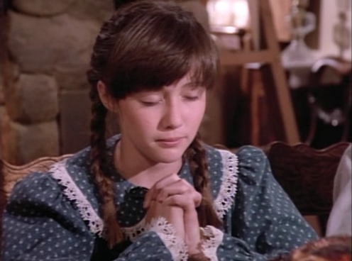 Charmed-Online-dot-NL-LittleHouseonthePrairie_BlessAlltheDearChildren4160.jpg