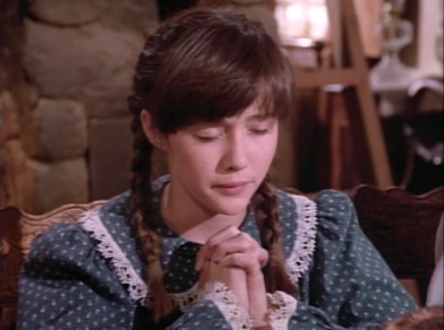 Charmed-Online-dot-NL-LittleHouseonthePrairie_BlessAlltheDearChildren4173.jpg