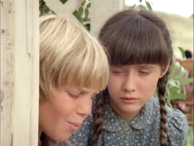 Charmed-Online-dot-NL-LittleHouseonthePrairie_LookBacktoYesterday0349.jpg