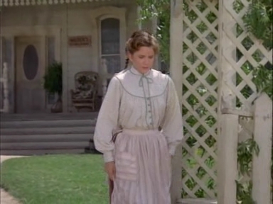 Charmed-Online-dot-NL-LittleHouseonthePrairie_LookBacktoYesterday3510.jpg