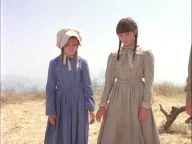 Charmed-Online-dot-NL-LittleHouseonthePrairie_LookBacktoYesterday5372.jpg