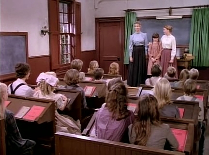 Charmed-Online-dot_nl-LittleHouseonthePrairie9x01-0554.jpg