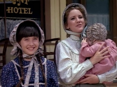 Charmed-Online-dot_nl-LittleHouseonthePrairie9x01-0098.jpg