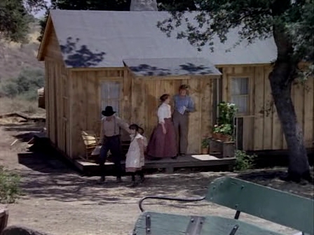 Charmed-Online-dot_nl-LittleHouseonthePrairie9x02-0410.jpg