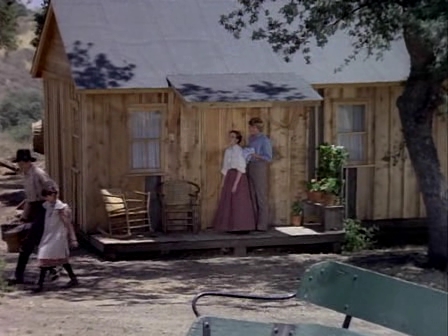 Charmed-Online-dot_nl-LittleHouseonthePrairie9x02-0412.jpg