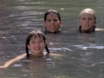 Charmed-Online-dot_nl-LittleHouseonthePrairie9x02-0237.jpg