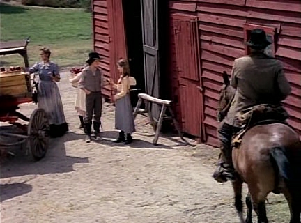 Charmed-Online-dot_nl-LittleHouseonthePrairie9x04-0738.jpg