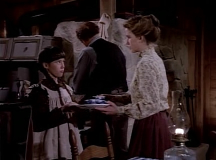 Charmed-Online-dot_nl-LittleHouseonthePrairie9x04-1291.jpg