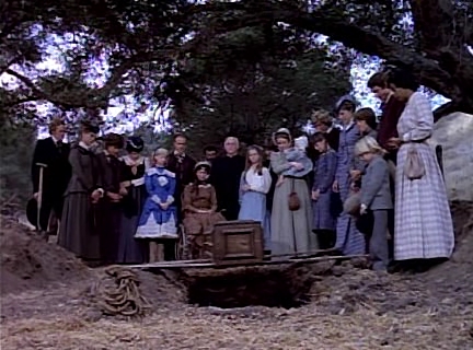 Charmed-Online-dot_nl-LittleHouseonthePrairie9x04-2517.jpg