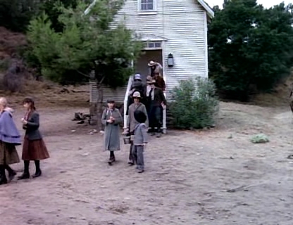 Charmed-Online-dot_nl-LittleHouseonthePrairie9x06-1153.jpg