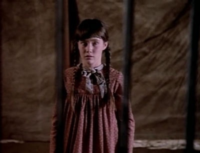 Charmed-Online-dot_nl-LittleHouseonthePrairie9x06-0918.jpg