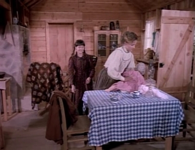 Charmed-Online-dot_nl-LittleHouseonthePrairie9x06-1275.jpg