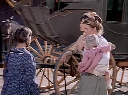 Charmed-Online-dot-NLCharmed-Online-dot-NL-LittleHouseonthePrairie9x10-0150.jpg