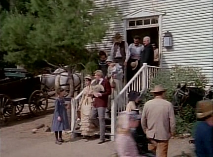 Charmed-Online-dot-NLCharmed-Online-dot-NL-LittleHouseonthePrairie9x10-0964.jpg