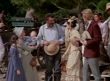 Charmed-Online-dot-NLCharmed-Online-dot-NL-LittleHouseonthePrairie9x10-0972.jpg