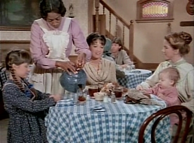 Charmed-Online-dot-NLCharmed-Online-dot-NL-LittleHouseonthePrairie9x10-0169.jpg