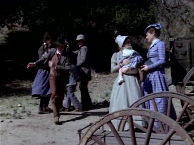 Charmed-Online-dot-NLCharmed-Online-dot-NL-LittleHouseonthePrairie9x11-0187.jpg