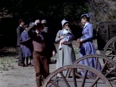 Charmed-Online-dot-NLCharmed-Online-dot-NL-LittleHouseonthePrairie9x11-0188.jpg