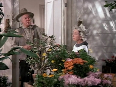 Charmed-Online-dot-NLCharmed-Online-dot-NL-LittleHouseonthePrairie9x12-1647.jpg