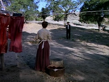 Charmed-Online-dot-NLCharmed-Online-dot-NL-LittleHouseonthePrairie9x12-1811.jpg