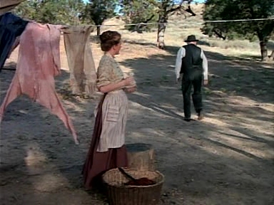 Charmed-Online-dot-NLCharmed-Online-dot-NL-LittleHouseonthePrairie9x12-1866.jpg