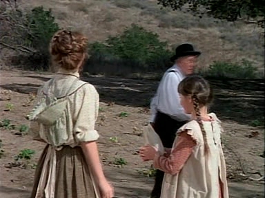 Charmed-Online-dot-NLCharmed-Online-dot-NL-LittleHouseonthePrairie9x12-2403.jpg