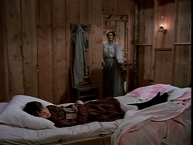 Charmed-Online-dot-NLCharmed-Online-dot-NL-LittleHouseonthePrairie9x12-2721.jpg