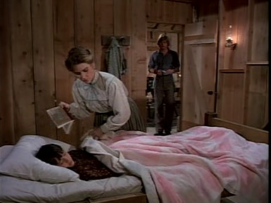 Charmed-Online-dot-NLCharmed-Online-dot-NL-LittleHouseonthePrairie9x12-2738.jpg