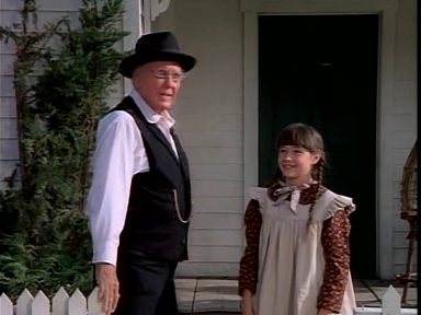 Charmed-Online-dot-NLCharmed-Online-dot-NL-LittleHouseonthePrairie9x12-2887.jpg