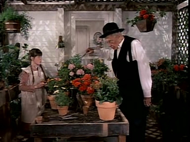 Charmed-Online-dot-NLCharmed-Online-dot-NL-LittleHouseonthePrairie9x12-2923.jpg