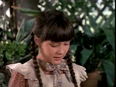 Charmed-Online-dot-NLCharmed-Online-dot-NL-LittleHouseonthePrairie9x12-2981.jpg